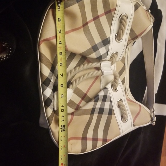 Additional pictures of Burberry Authetic handbag - Picture 6 of 8